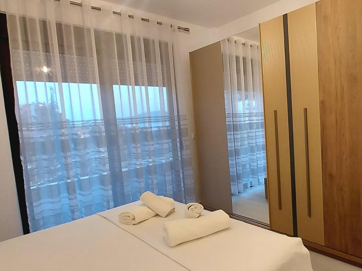 Duka Apartments Саранда Экстерьер фото
